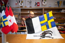 Lade das Bild in den Galerie-Viewer, Hissfahne Kanton Wallis / Valais bedruckt